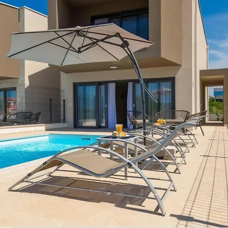 Esmeralda Ii By Seeadria Agency Novigrad (Istria)