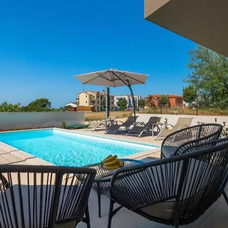 Holiday home Esmeralda Ii By Seeadria Agency Novigrad (Istria)