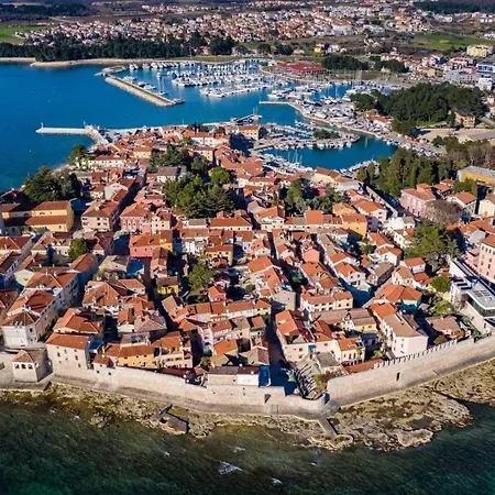 Esmeralda Ii By Seeadria Agency *