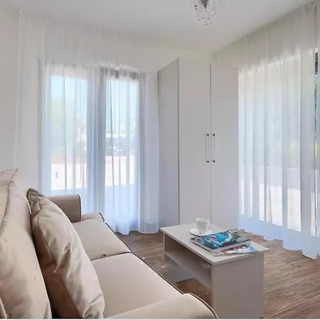 Esmeralda Ii By Seeadria Agency Holiday home *