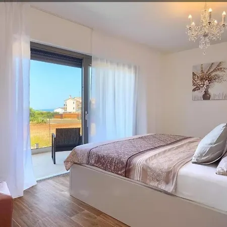 Esmeralda Ii By Seeadria Agency * Novigrad (Istria)