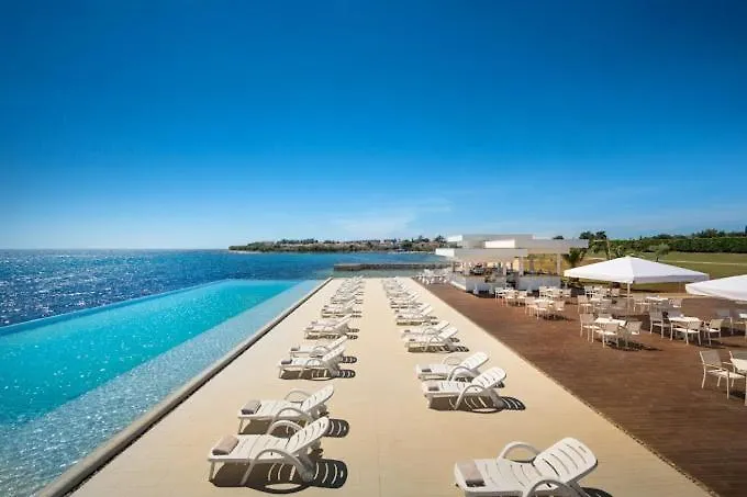 Esmeralda Ii By Seeadria Agency *