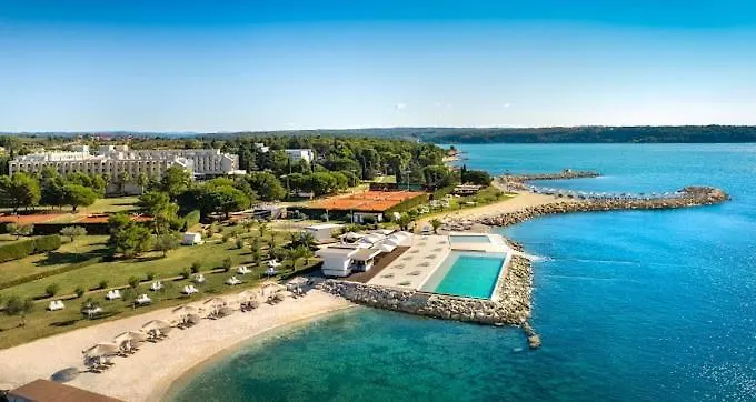 Esmeralda Ii By Seeadria Agency *