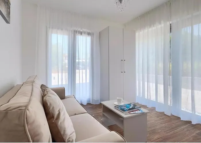 Esmeralda Ii By Seeadria Agency Holiday home *