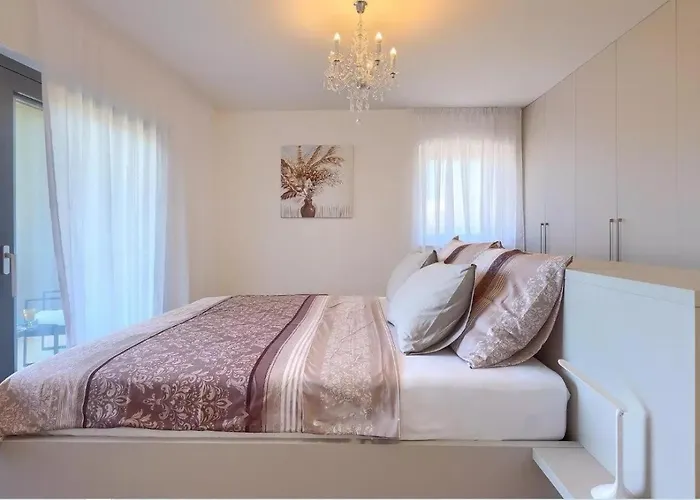 Esmeralda Ii By Seeadria Agency Holiday home Novigrad (Istria)