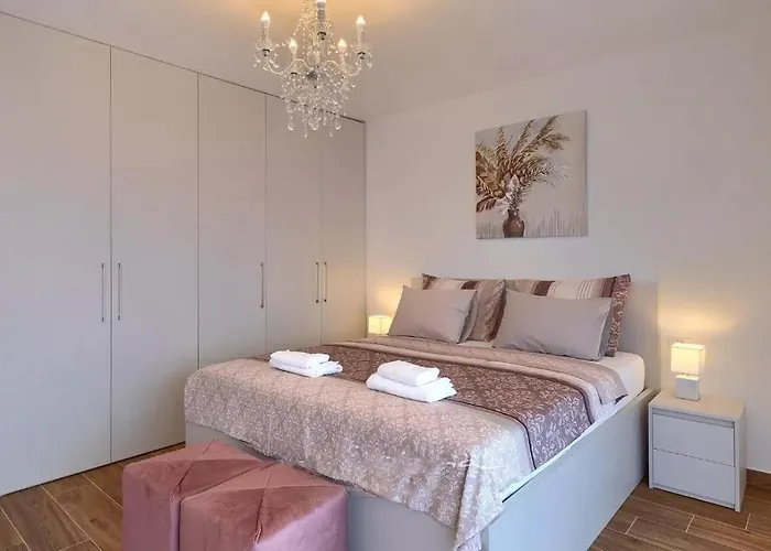 Esmeralda Ii By Seeadria Agency Holiday home *