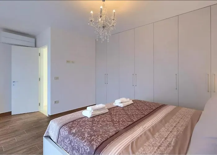 Holiday home Esmeralda Ii By Seeadria Agency Novigrad (Istria)