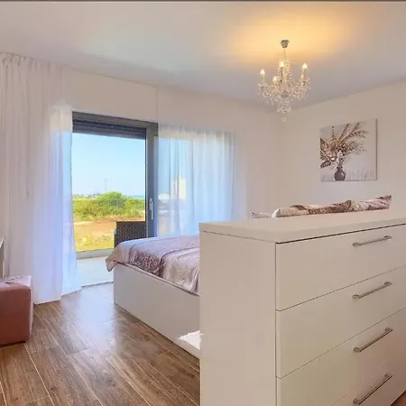 Esmeralda Ii By Seeadria Agency * Novigrad Istria